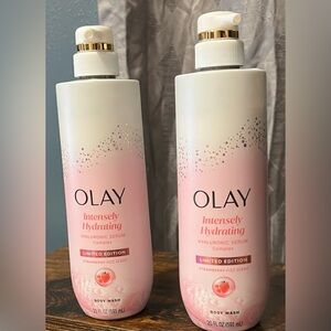 Olay Limited Edition Intensely Hydrating Strawberry Fizz Body Wash X’s 2 Bottles